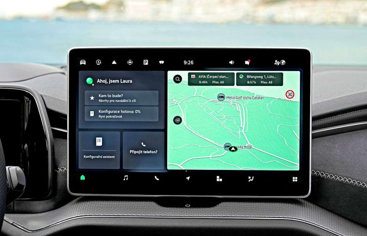 Skoda Kodiaq iV – wnętrze, ekran, nawigacja