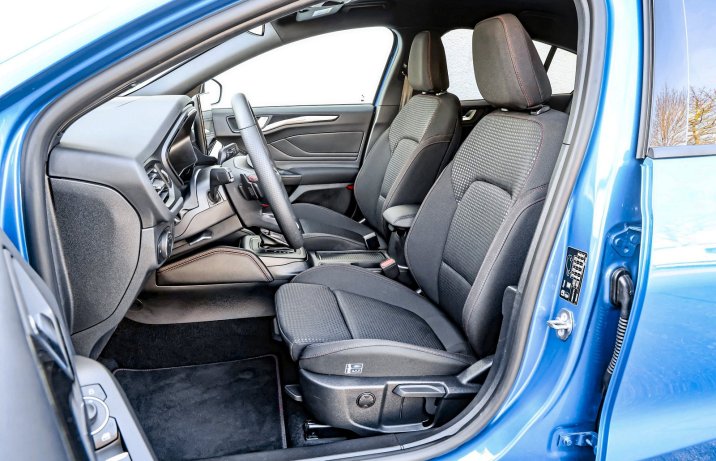 Ford Focus (2024) – test – przednie fotele