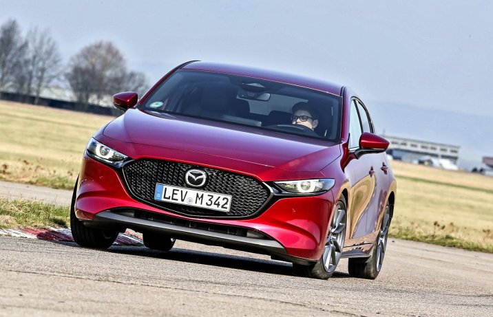 Mazda 3 (2024) – test – przód