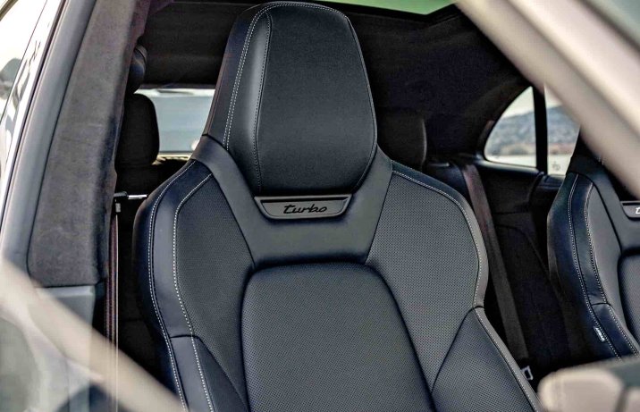 Nowe Porsche Macan Turbo – fotel