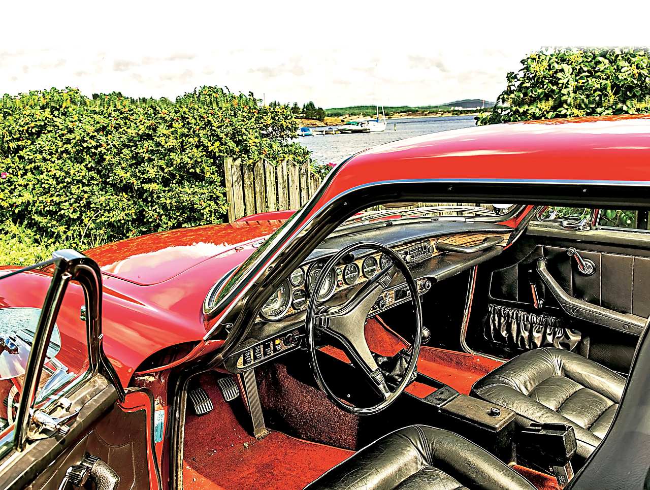 Volvo-1800-ES-wnetrze