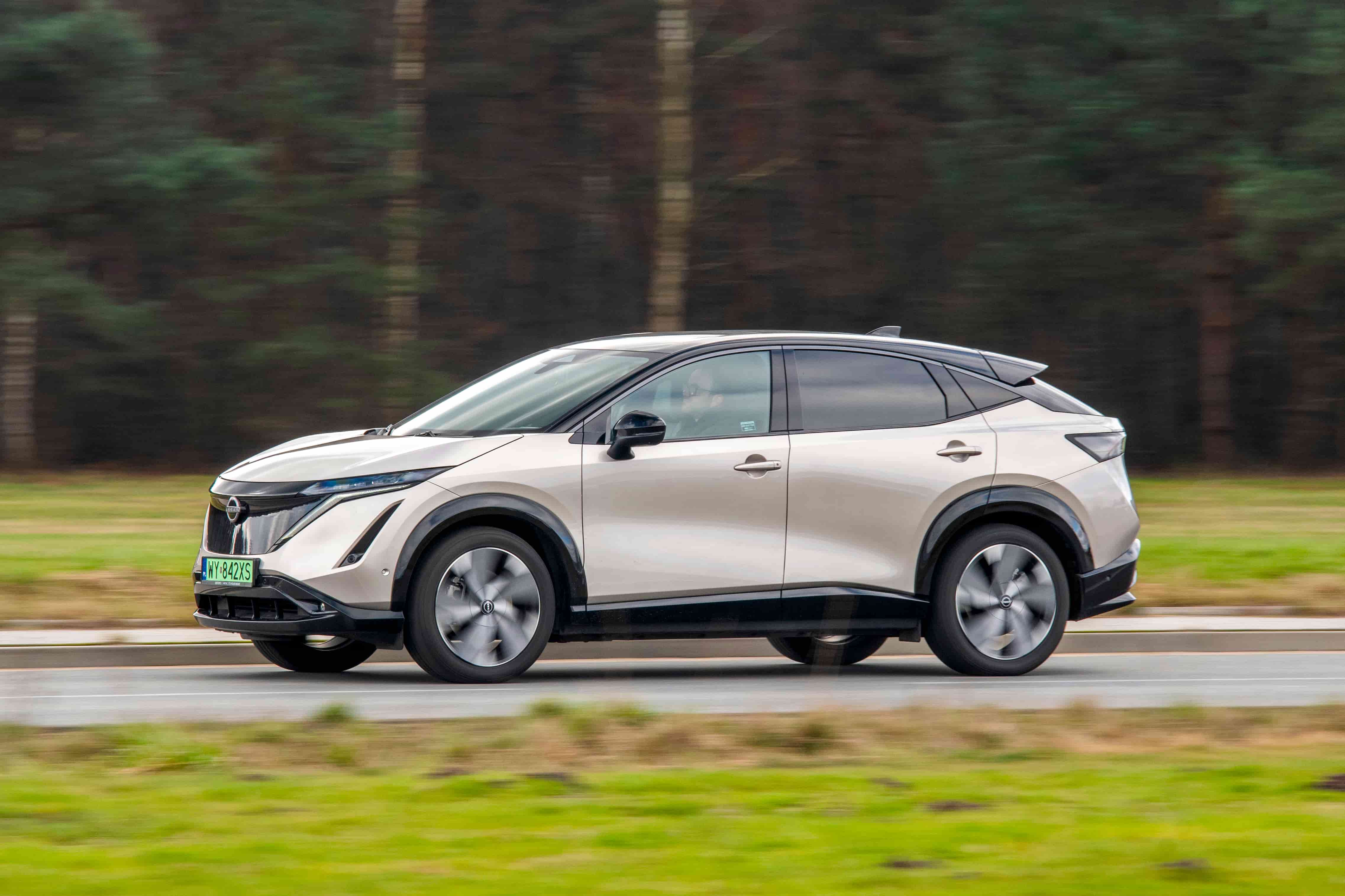 Nissan Ariya Evolve + e 4ORCE 2024 bok