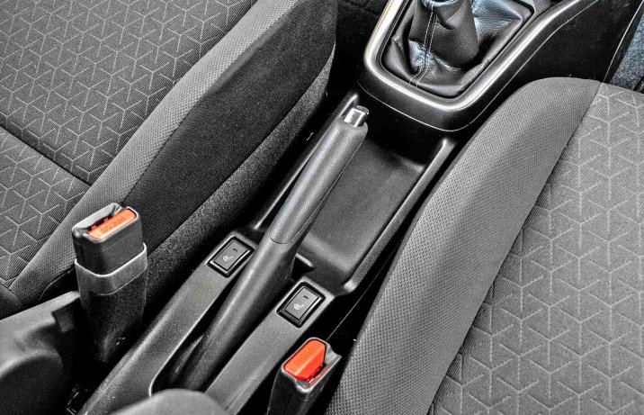 Suzuki Swift 1.2 DualJet mild Hybrid Elegance – hamulec ręczny