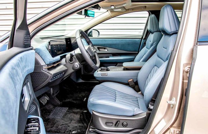 Nissan Ariya Evolve + e-4ORCE – fotele