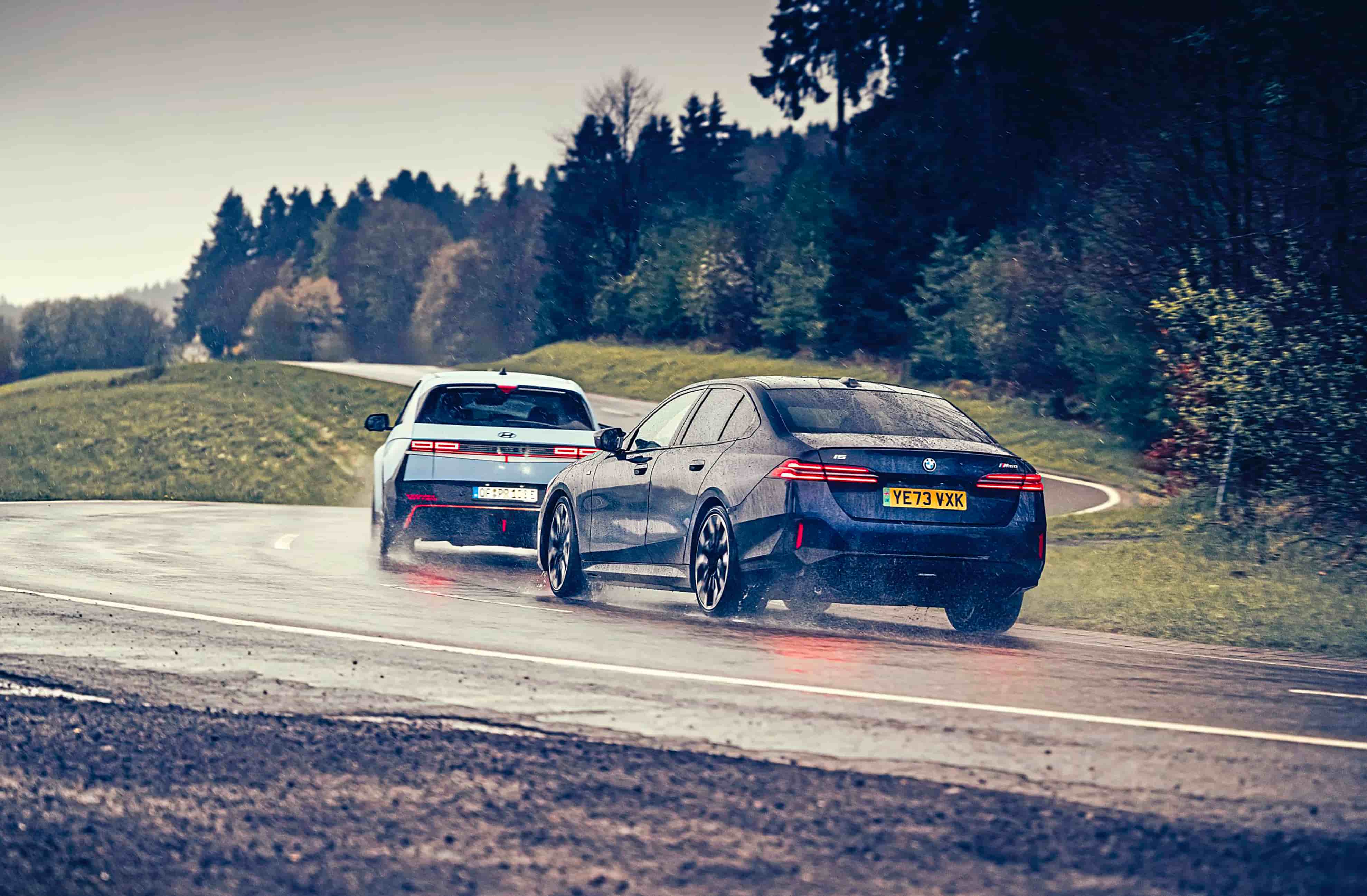 Hyundai Ioniq 5 N BMW i5 M60 xDrive tyły