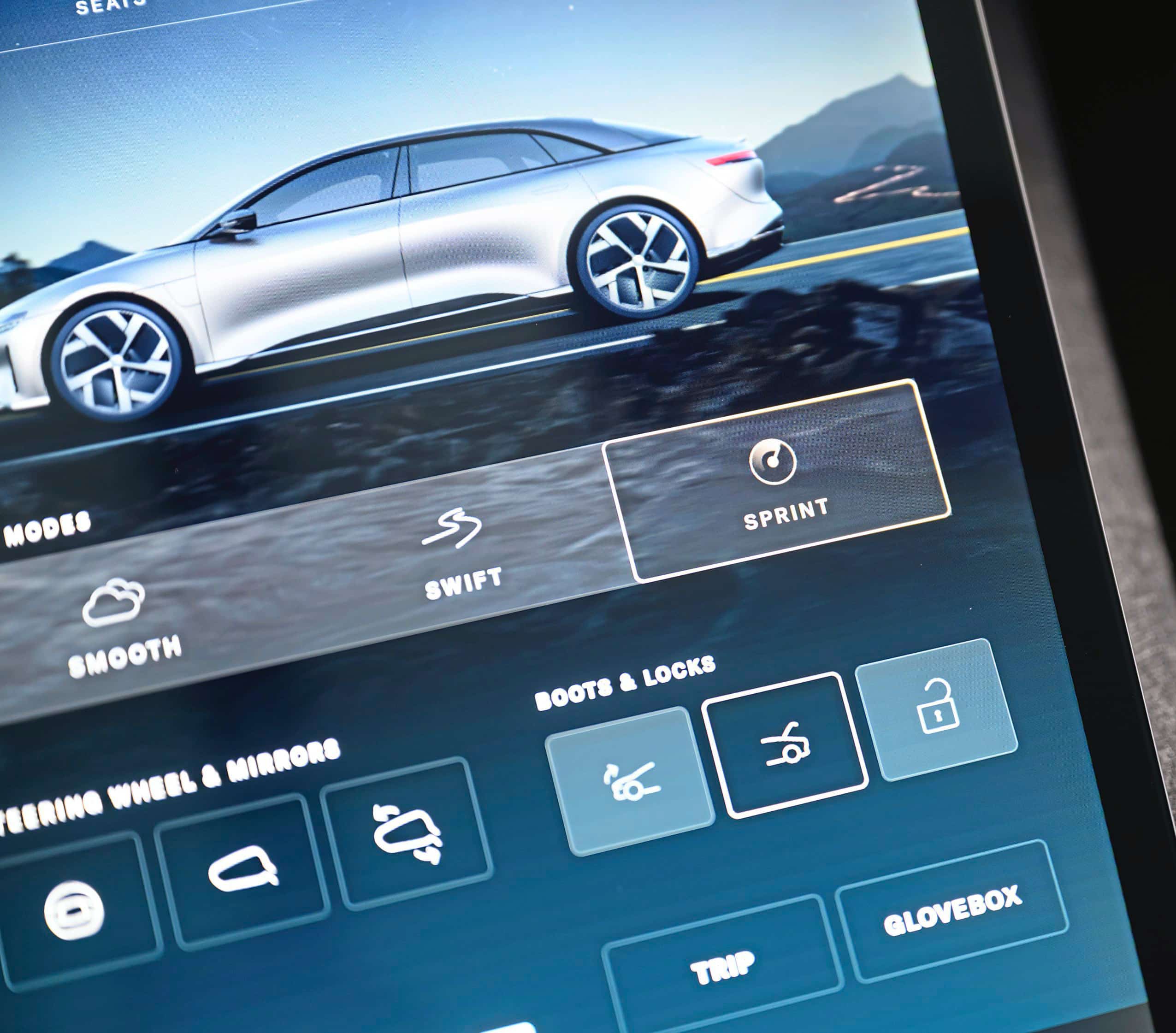 Lucid Air Dream Performance ekran tryby jazdy