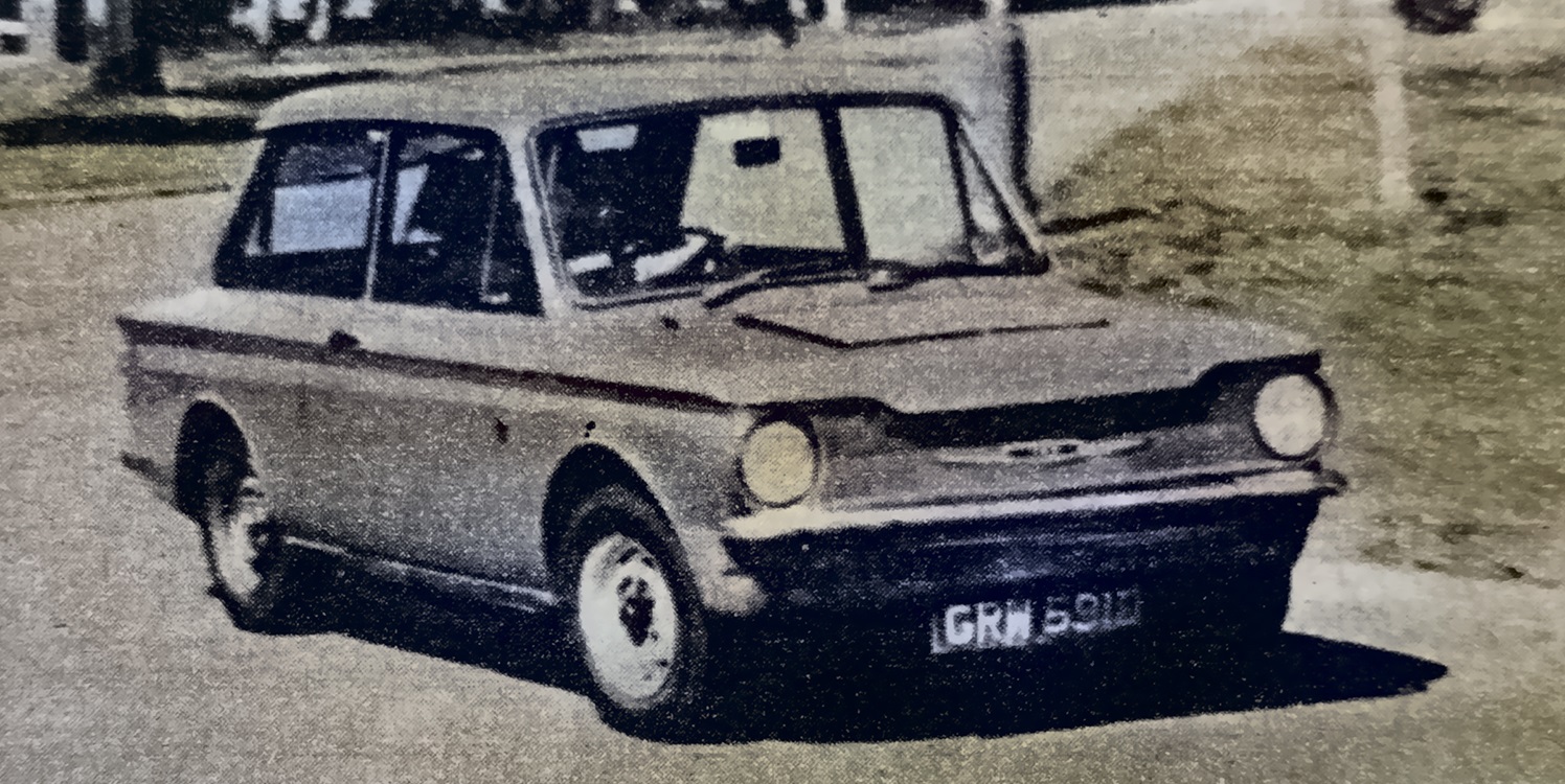 Motor Retro nr 28 z roku 1974 auto na wodor