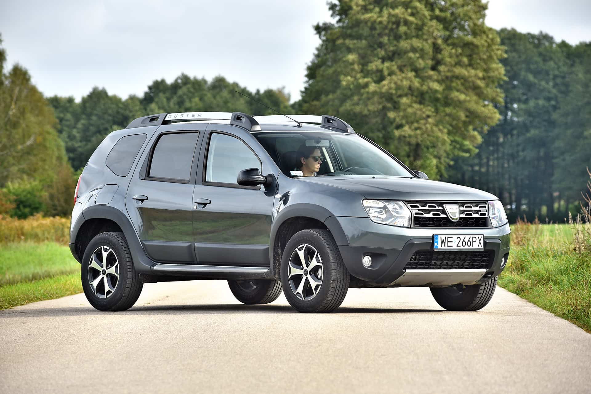 dacia duster przód