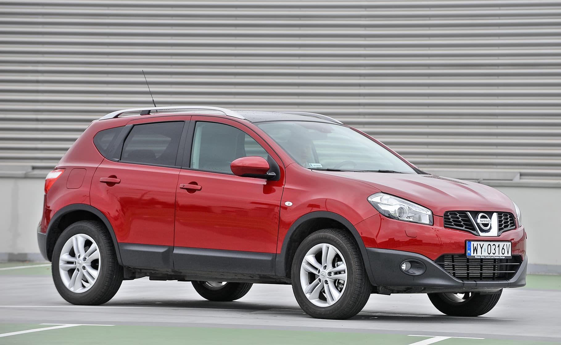 nissan qashqai przód