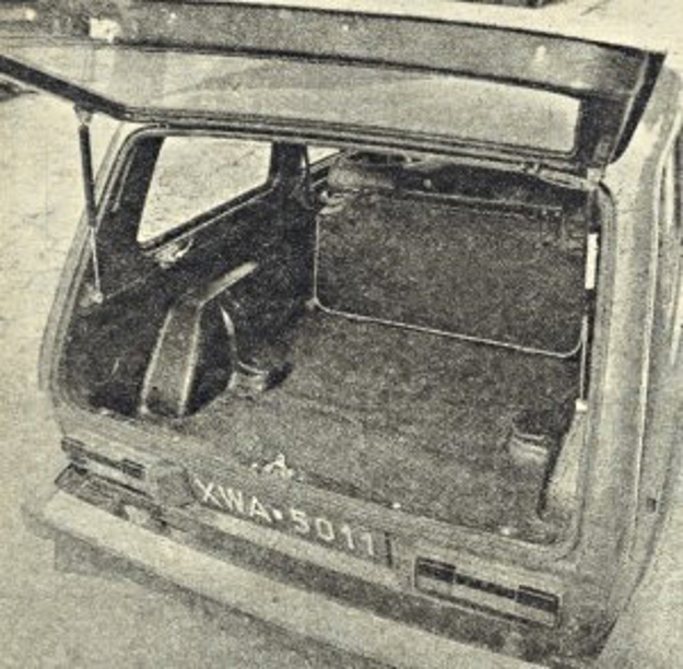 Lada-Niva-WAZ-2121-Niva-bagaznik