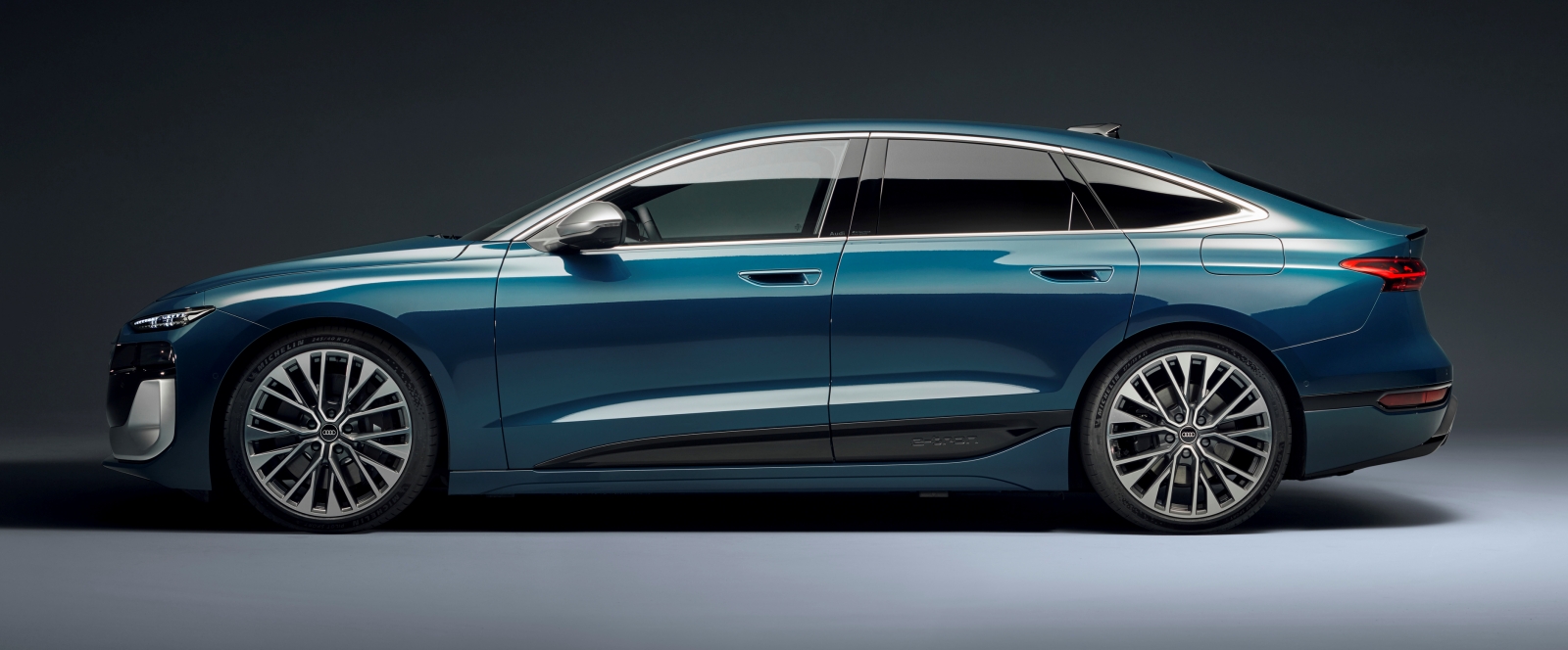 audi-a6-etron-sportback-bok