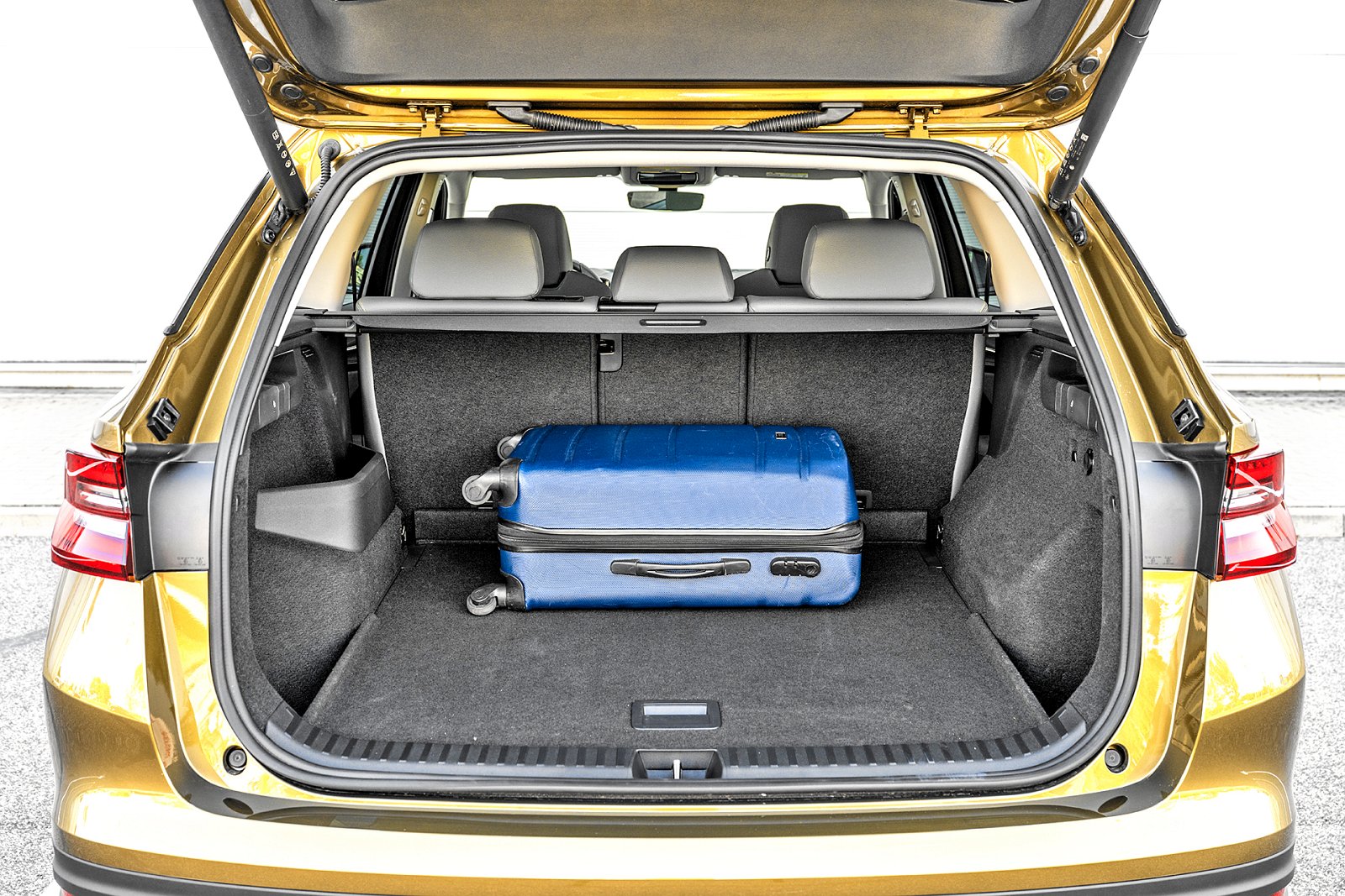 Skoda Kodiaq 2.0 TDI 193 KM DSG 4x4 Selection - test 2024 - bagażnik 01