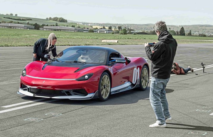 7 sportowych aut elektrycznych – team prininfarina