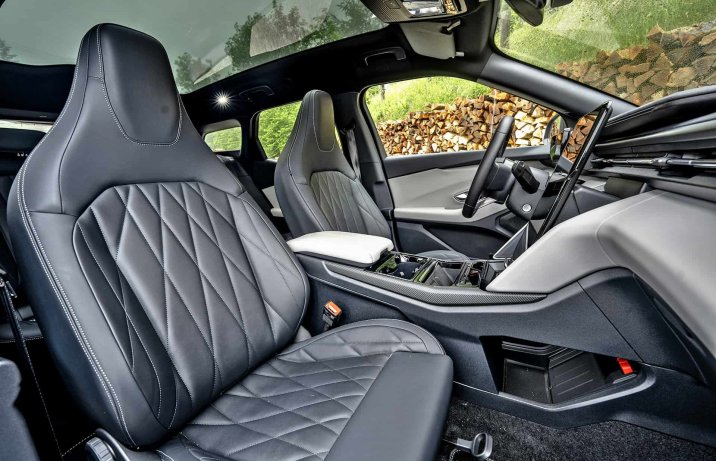 Ford Explorer 2024 – wnętrze, fotele