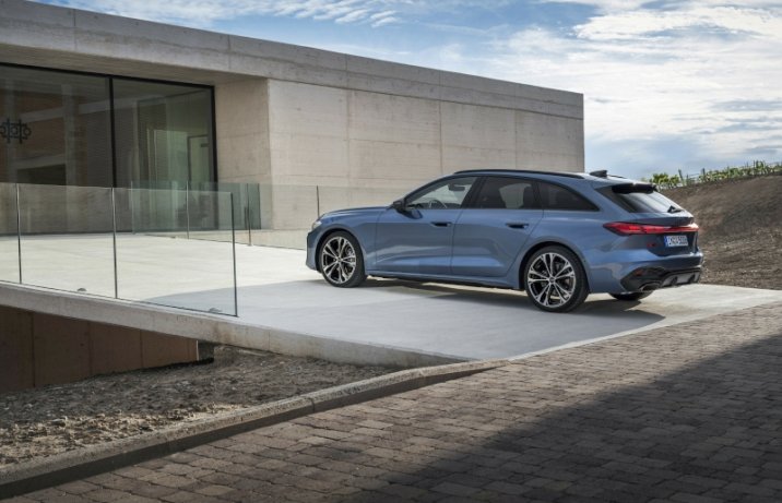 2025 Audi A5 Avant