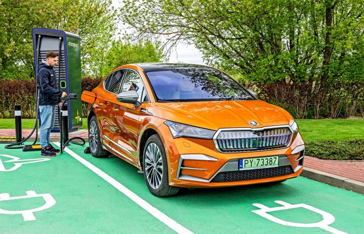 Skoda Enyaq Coupe 85 – przód