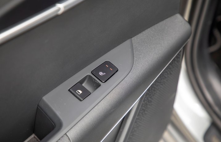 Kia Niro - ogrzewanie kanapy