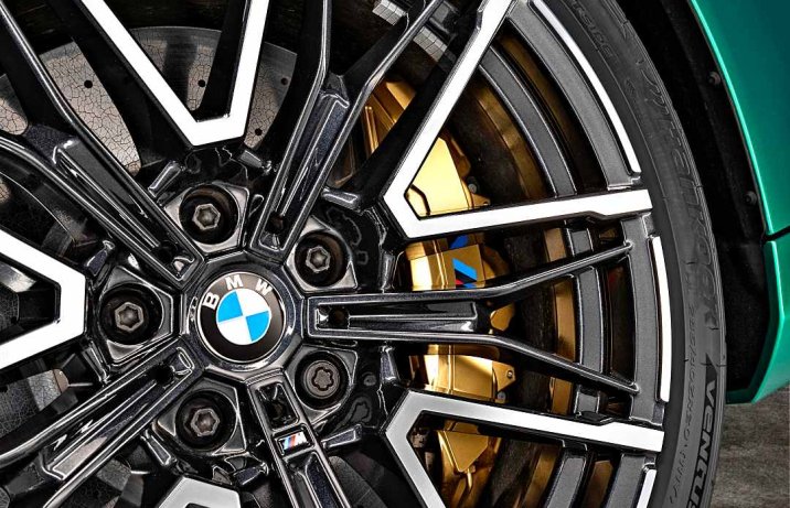 Nowe BMW M5 2024 – felga, hamulce