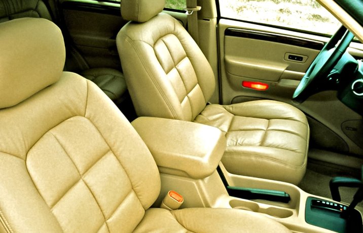 Jeep Grand Cherokee ZJ Limited/Orvis – fotele skórzane