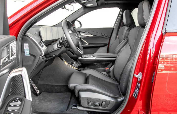 BMW X2 sDrive20i – fotele