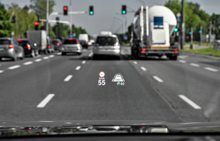 Skoda Kodiaq 2.0 TDI 193 KM DSG 4x4 Selection (2024) - test - wyświetlacz head-up