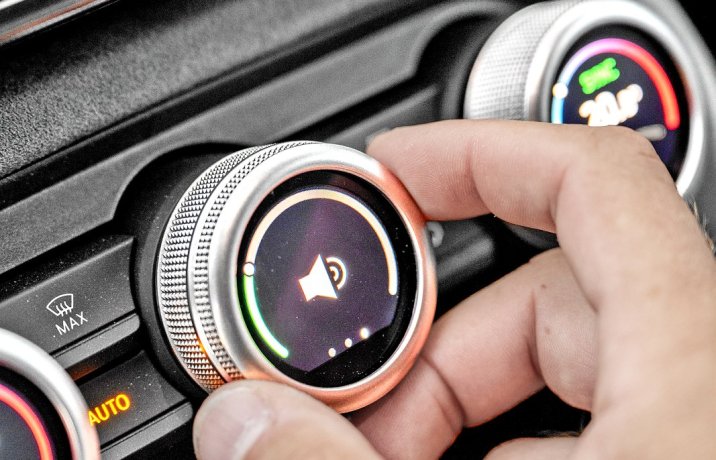 Skoda Kodiaq 2.0 TDI 193 KM DSG 4x4 Selection (2024) - test - pokrętła Smart Dials