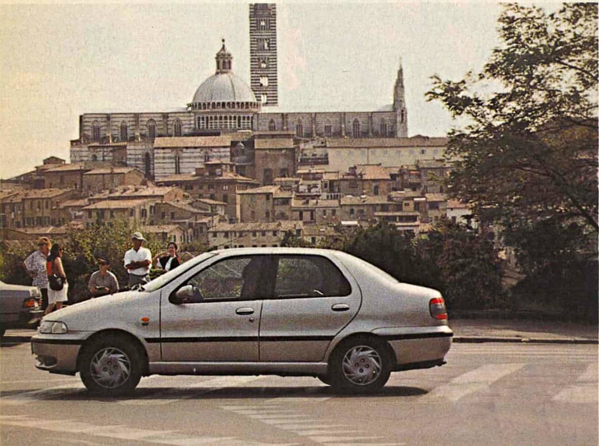 Fiat Siena HL 1.6 1997 bok