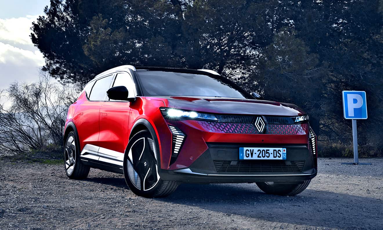 Renault-Scenic-E-Tech-electric-przod