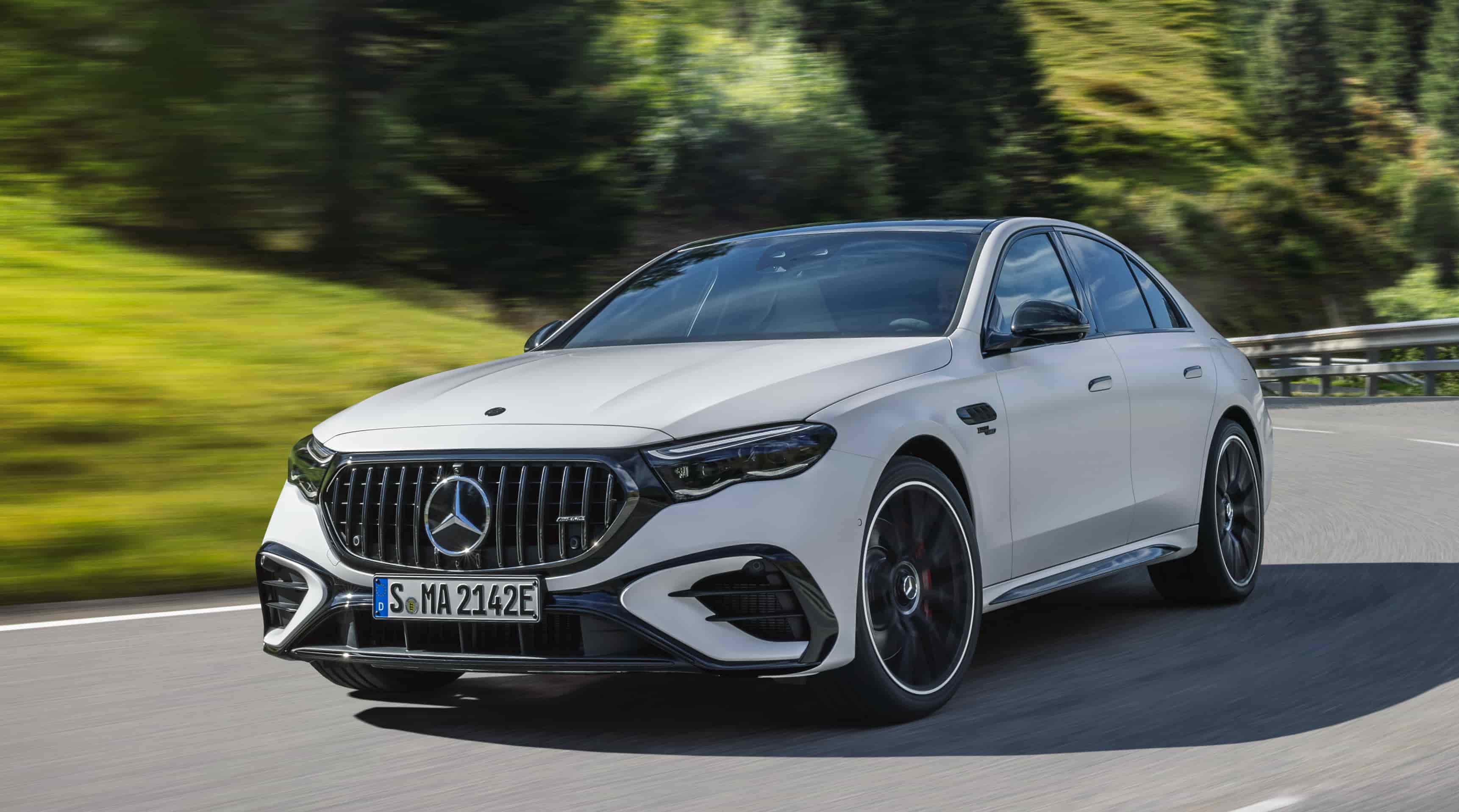 Mercedes AMG E 53 HYBRID 4MATIC+ przód