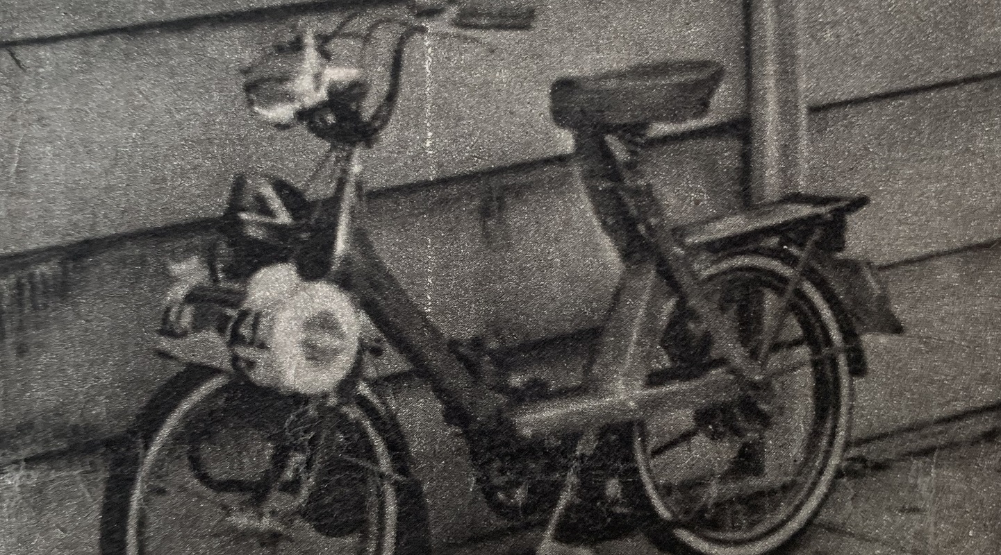 Motor Retro nr 32 z roku 1974_skladany motorower