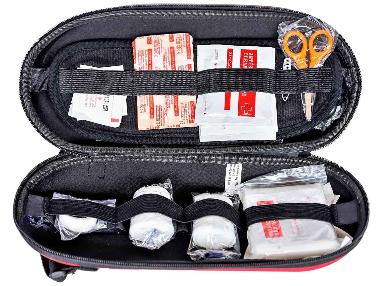 przewozenie w bagazniku_apteczka