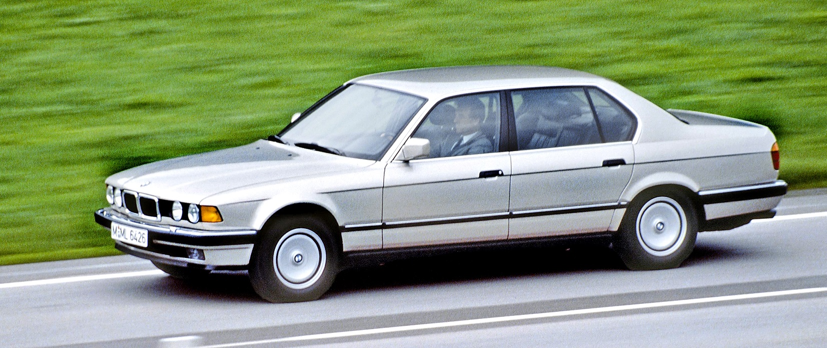 Trendy w oswietleniu aut_bmw serii 7