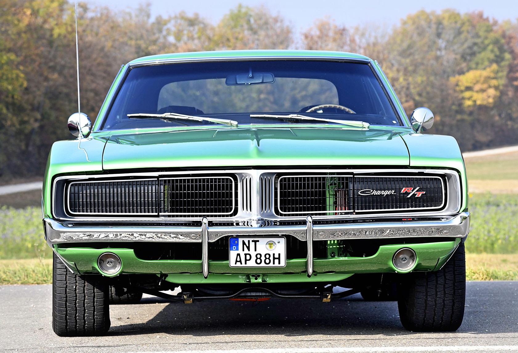 Trendy w oswietleniu aut_dodge charger