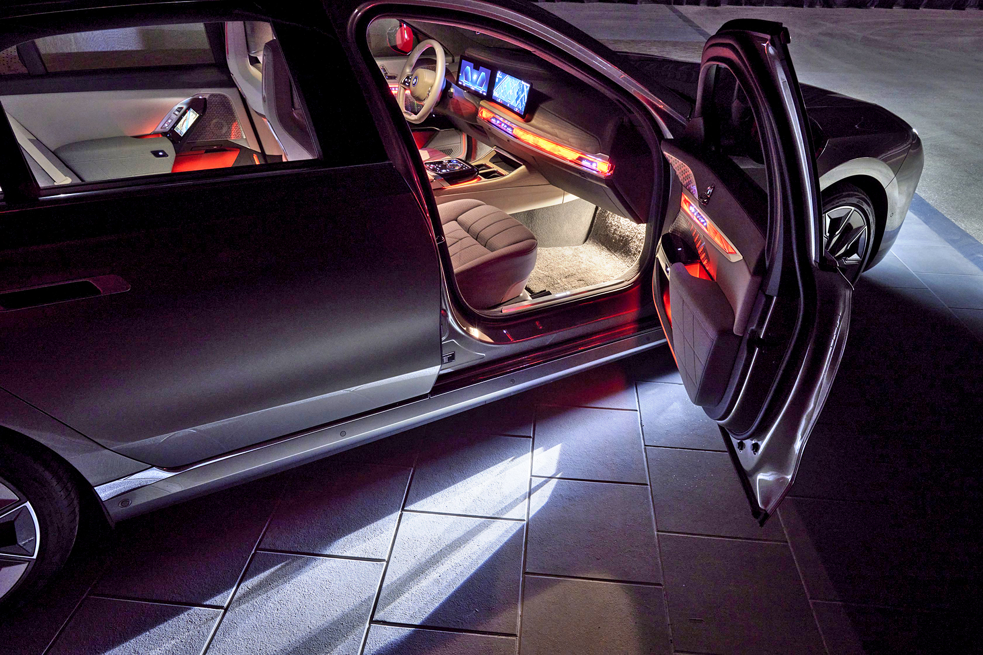 Trendy w oswietleniu aut_oswietlenie wnetrza