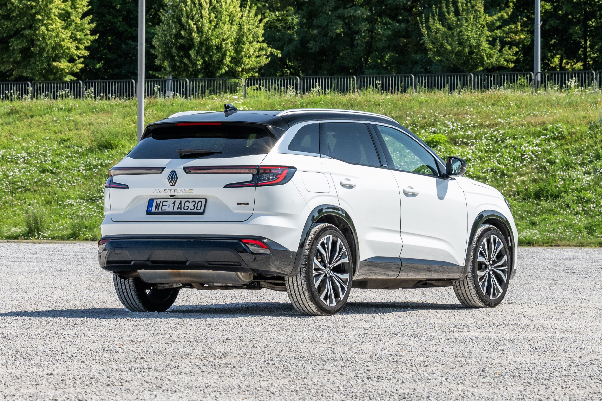 Renault Austral - prawy tyl