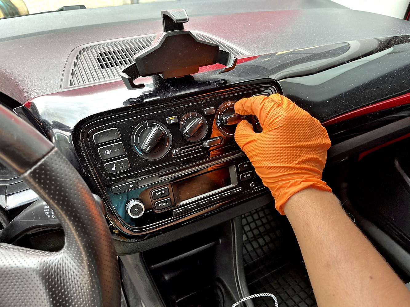 Samodzielne nabijanie klimatyzacji test_uruchomienie klimatyzacji