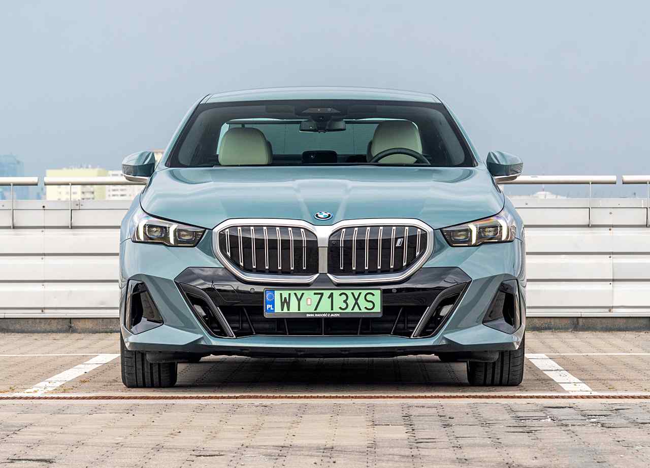 BMW i5 eDrive40 G60 test przód