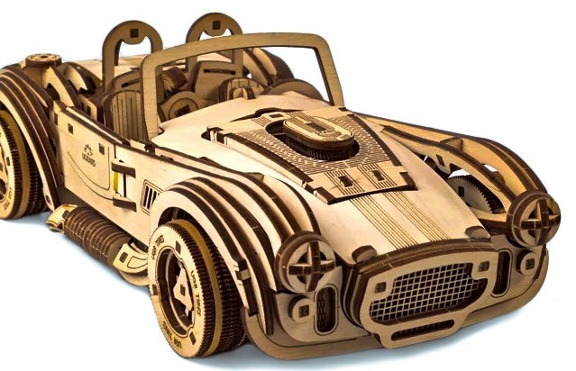 drewniany model Ugears Cobra Drift Racing Car