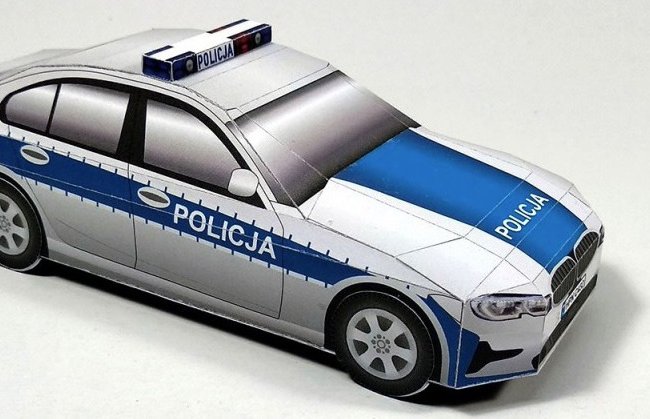 model papierowy – radiowóz