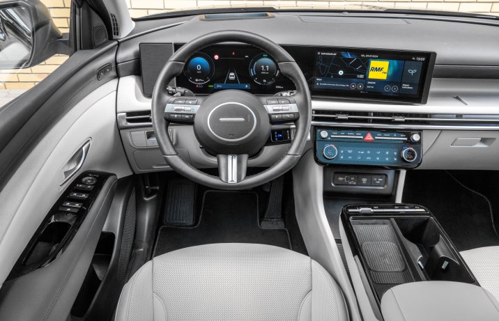 Hyundai Tucson - kokpit