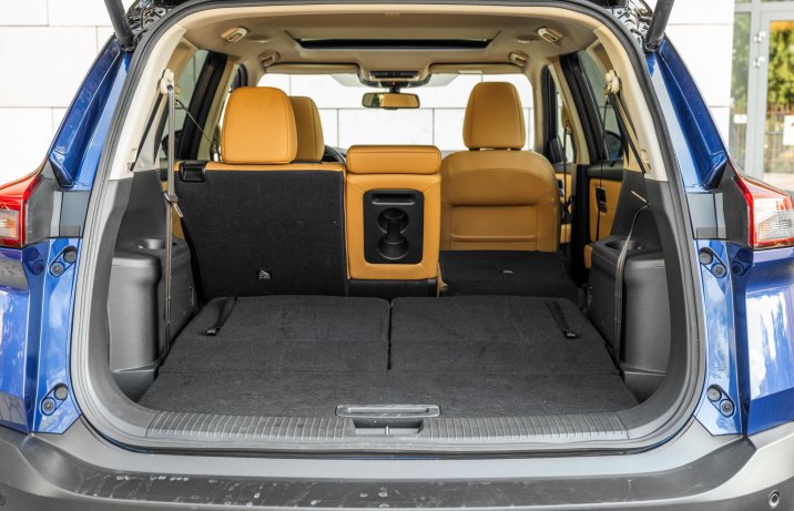 Nissan X-Trail - bagażnik