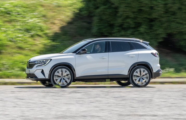 Renault Austral - bok