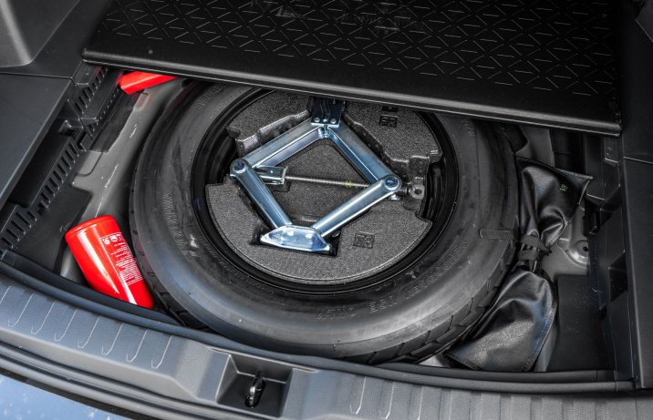 Toyota RAV4 - koło zapasowe