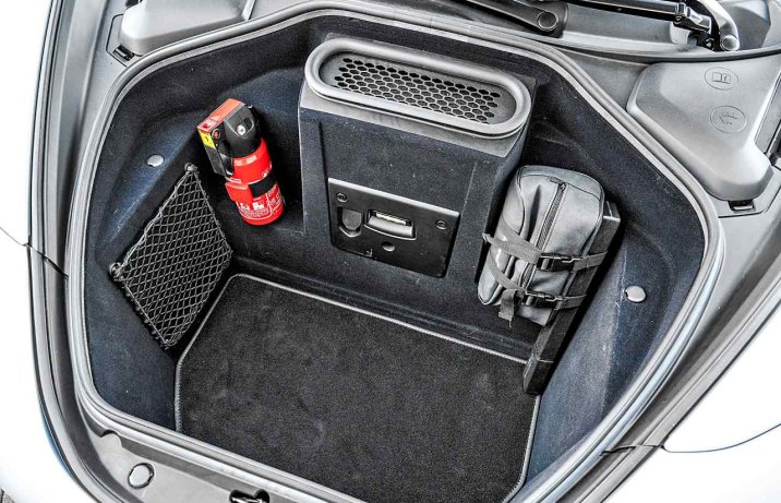 McLaren 750S Spider (2024) – bagażnik