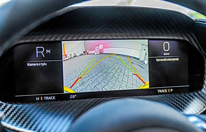 McLaren 750S Spider (2024) – widok z kamer