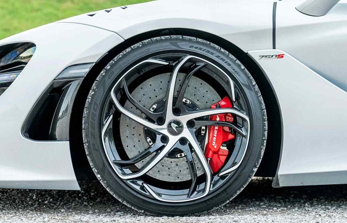 McLaren 750S Spider (2024) – felga, hamulce