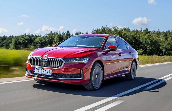 Skoda Superb 2.0 TDI DSG (2024) – test – przód