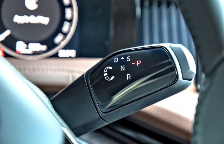 Skoda Superb 2.0 TDI DSG (2024) – test – wybierak automatycznej przekładni