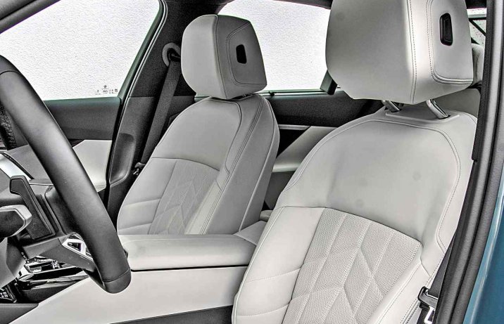 BMW i5 eDrive40 – fotele