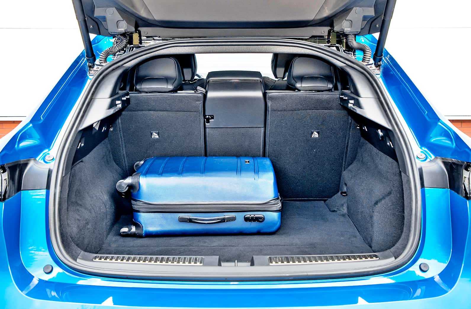 Renault-Rafale-E-Tech-full-hybrid-200-2024-test-bagaznik